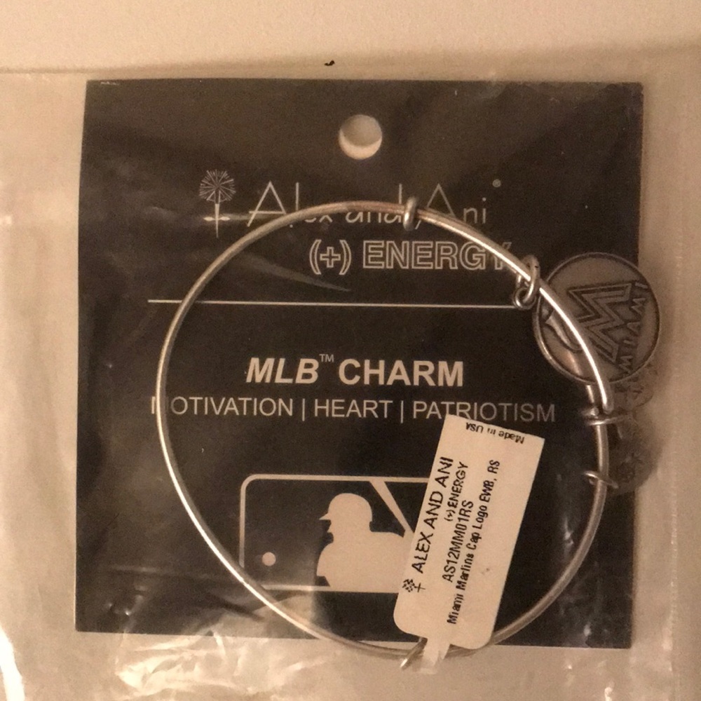 Alex and Ani MLB bracelet NWT